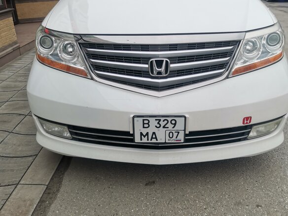 2007 Honda Elysion I Рестайлинг, белый, 1650000 рублей