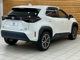 2021 Toyota Yaris Cross I, белый, 1450000 рублей, вид 5