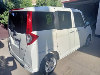 2021 Toyota Roomy I Рестайлинг, белый, 1120000 рублей, вид 5