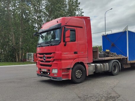 2010 Mercedes-Benz Actros, красный, 3900000 рублей, вид 3