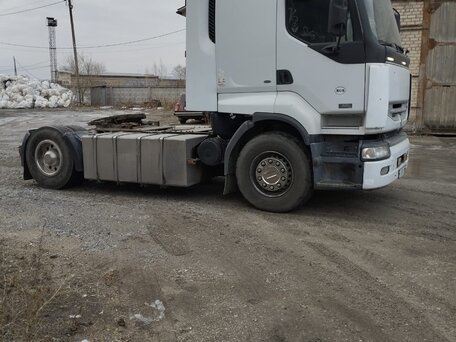 2004 Renault Premium, белый, 1200000 рублей, вид 2