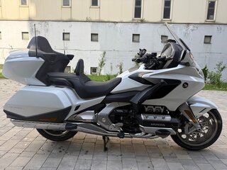 2021 Honda GL 1800 Gold Wing, белый, 2850000 рублей, вид 4
