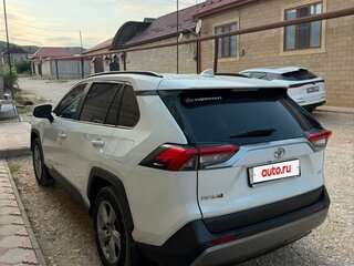2021 Toyota RAV4 V (XA50), белый, 3250000 рублей, вид 2