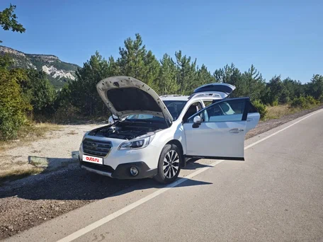 2017 Subaru Outback V, белый, 1900000 рублей, вид 1
