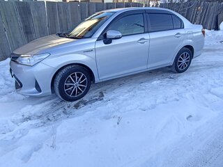 2017 Toyota Corolla Axio XI (E160, E170) Рестайлинг 2, серебристый, 1400000 рублей, вид 5