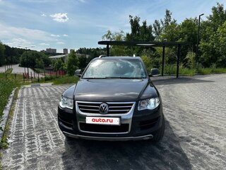 2009 Volkswagen Touareg I Рестайлинг, серый, 1290000 рублей, вид 1