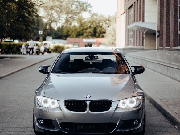 2010 BMW 3 серии 335xi V (E90/E91/E92/E93) Рестайлинг, серый, 2100000 рублей - вид 18