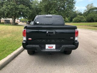 2022 Toyota Tacoma III, чёрный, 7770969 рублей, вид 4