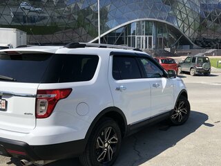 2014 Ford Explorer V, белый, 2209000 рублей, вид 5