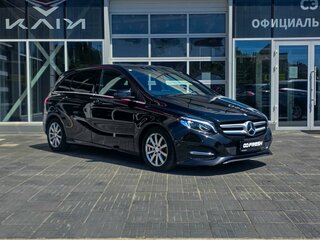 2016 Mercedes-Benz B-Класс 180 II (W246) Рестайлинг, чёрный, 1100000 рублей, вид 1