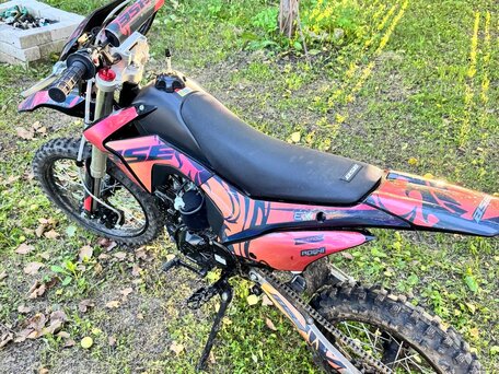 2026 BSE EX 125, красный, 73000 рублей, вид 4