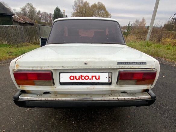 2002 Lada (ВАЗ) 2107, белый, 65000 рублей - вид 1