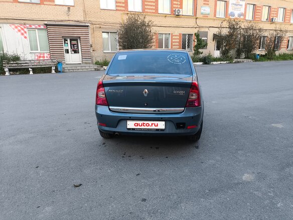 2013 Renault Logan I Рестайлинг, голубой, 675000 рублей - вид 2