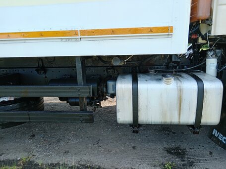 1999 Iveco EuroCargo, бежевый, 2200000 рублей, вид 3