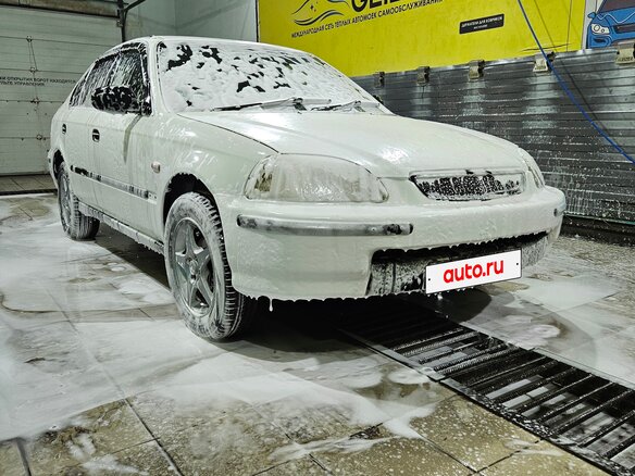 1998 Honda Civic Ferio II, белый, 330000 рублей - вид 2