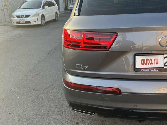 2016 Audi Q7 II (4M), серый - вид 3