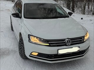 2017 Volkswagen Jetta VI Рестайлинг, белый, 1250000 рублей, вид 1