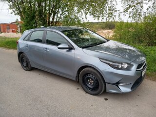 2022 Kia Ceed III Рестайлинг, серый, 2200000 рублей, вид 5