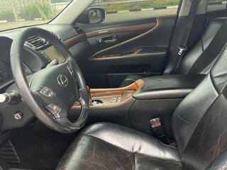 2010 Lexus LS 460 IV Рестайлинг, чёрный, 1791000 рублей, вид 4