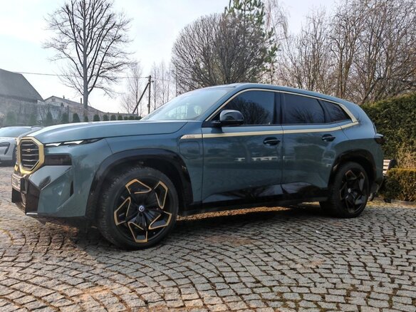 2023 BMW XM, зелёный, 13100000 рублей