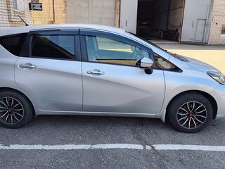 2018 Nissan Note II Рестайлинг, серебристый, 999999 рублей, вид 4