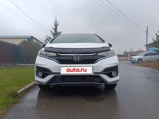 2018 Honda Fit III Рестайлинг, белый, 1230000 рублей, вид 2
