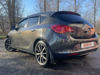 2013 Opel Astra J Рестайлинг, серый, 850000 рублей, вид 5