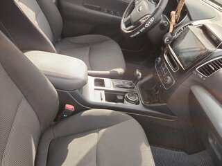 2015 Kia Sorento II Рестайлинг, чёрный, 1900000 рублей, вид 4