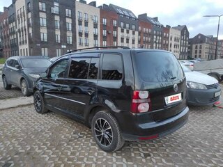 2008 Volkswagen Touran I Рестайлинг, чёрный, 799000 рублей, вид 5