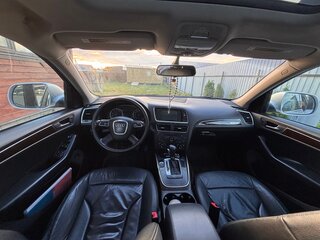 2010 Audi Q5 8tiptronic I (8R), серебристый, 900000 рублей, вид 5