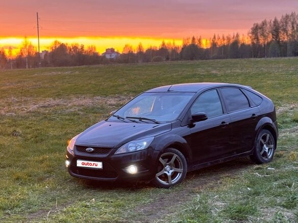 2008 Ford Focus II Рестайлинг, чёрный, 300000 рублей - вид 1