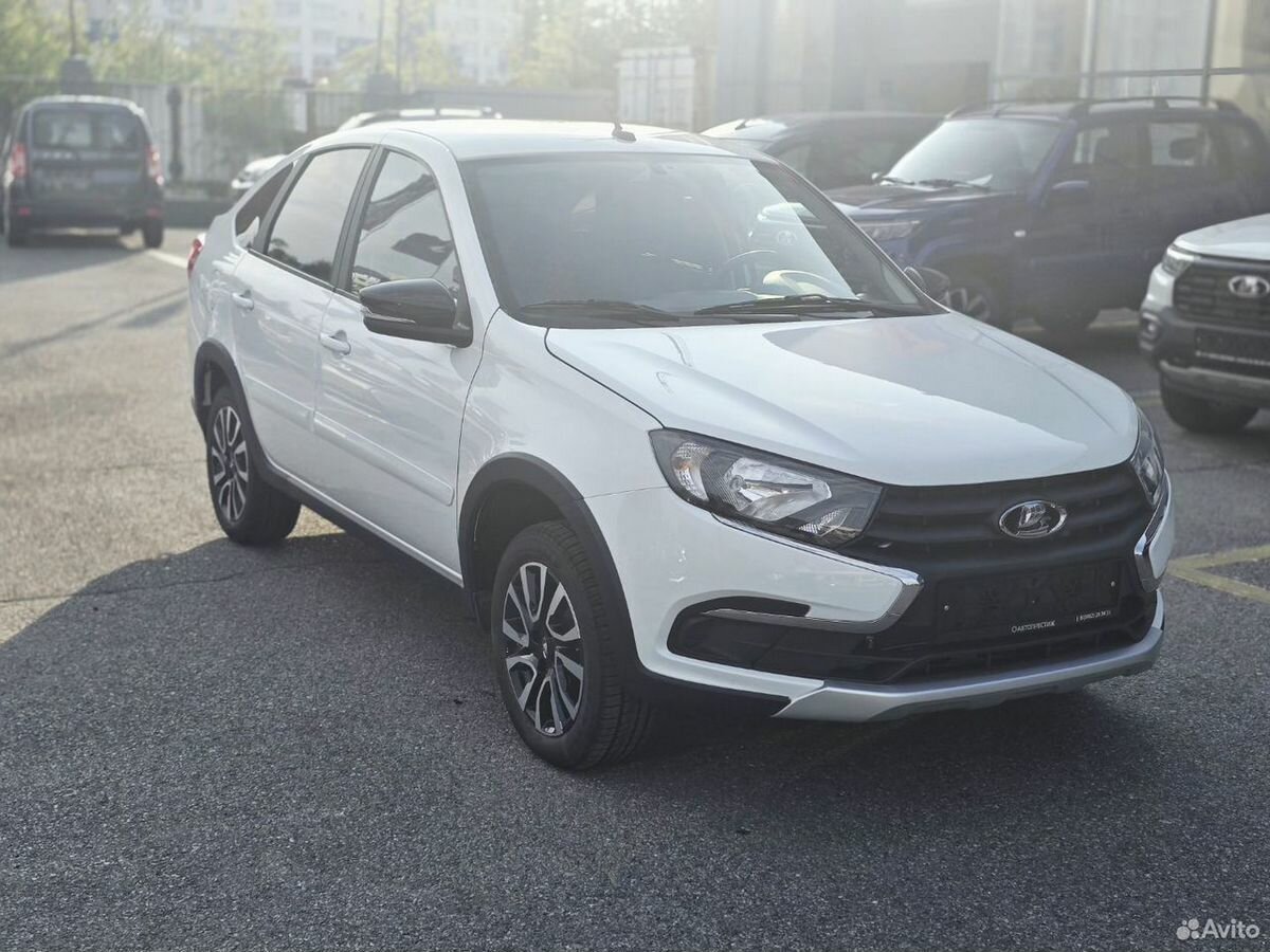 Открыть фотографии: Lada (ВАЗ) Granta I Рестайлинг