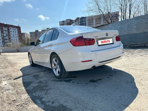 2013 BMW 3 серии 320i xDrive VI (F3x), белый, 1550000 рублей - вид 7