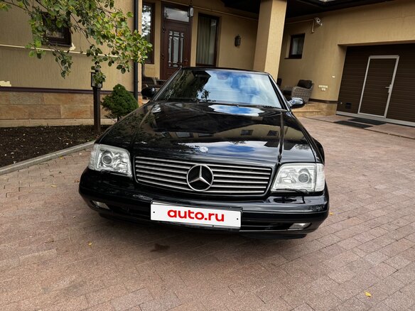 2000 Mercedes-Benz SL-Класс 500 IV (R129) Рестайлинг 2, чёрный, 12500000 рублей - вид 2