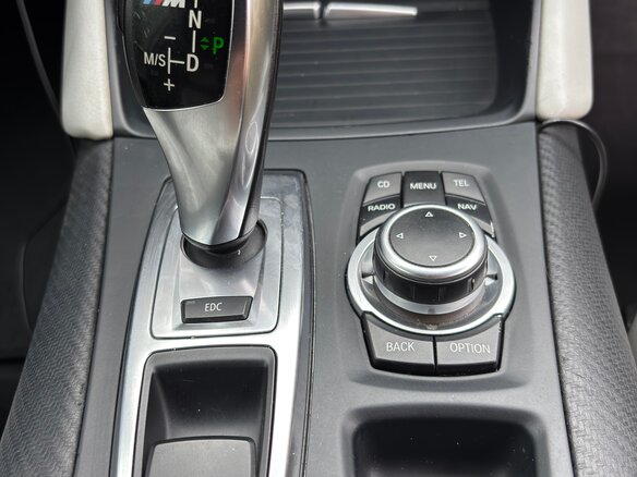 2010 BMW X5 M I (E70), синий, 1900000 рублей - вид 37