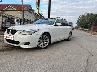 2009 BMW 5 серии 520d V (E60/E61) Рестайлинг, белый, 1300000 рублей, вид 1