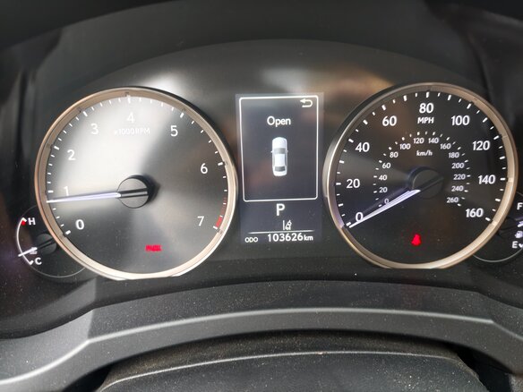 2020 Lexus IS 300 III Рестайлинг, золотистый, 2650000 рублей - вид 6