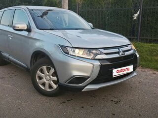 2015 Mitsubishi Outlander III Рестайлинг 2, серебристый, 1380000 рублей, вид 2