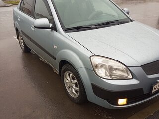 2007 Kia Rio II, серебристый, 450000 рублей, вид 1