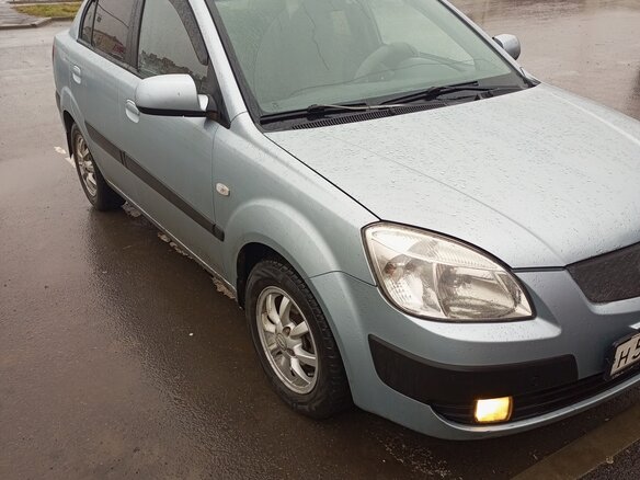 2007 Kia Rio II, серебристый, 450000 рублей