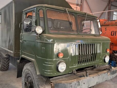 1988 ГАЗ 66, зелёный, 450000 рублей, вид 1