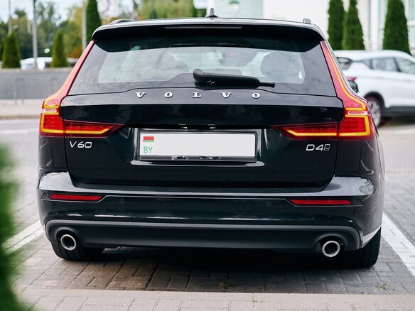 2019 Volvo V60 II, чёрный, 2100000 рублей - вид 5