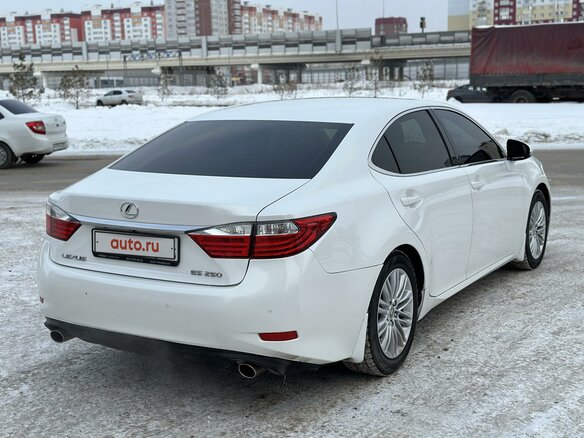 2013 Lexus ES 250 VI, белый, 2350000 рублей - вид 6