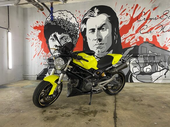 2008 Ducati Monster 696, жёлтый