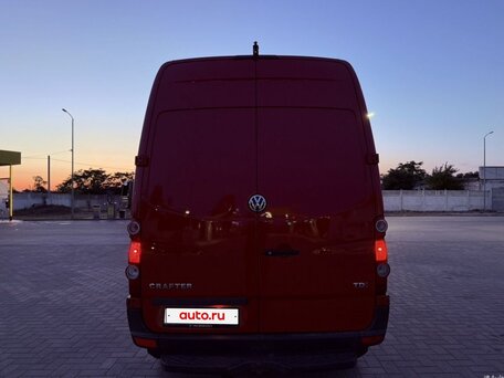 2009 Volkswagen Crafter, красный, 2100000 рублей, вид 5