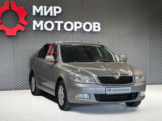 2010 Skoda Octavia II (A5) Рестайлинг, серый, 599000 рублей, вид 3