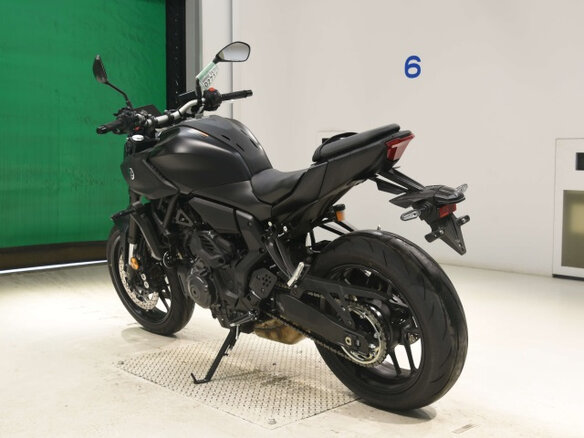 2025 Yamaha MT-07 (FZ-07), чёрный, 950000 рублей - вид 5