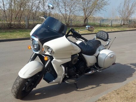 2011 Kawasaki VN1700 Vulcan, белый, 870000 рублей, вид 4