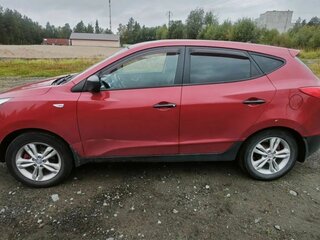 2010 Hyundai ix35 I, красный, 849999 рублей, вид 2