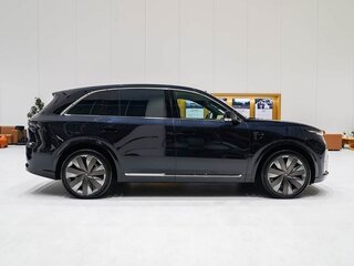 2026 Li Auto (Lixiang) L8 42.8 kWh I Рестайлинг, чёрный, 9202055 рублей, вид 4
